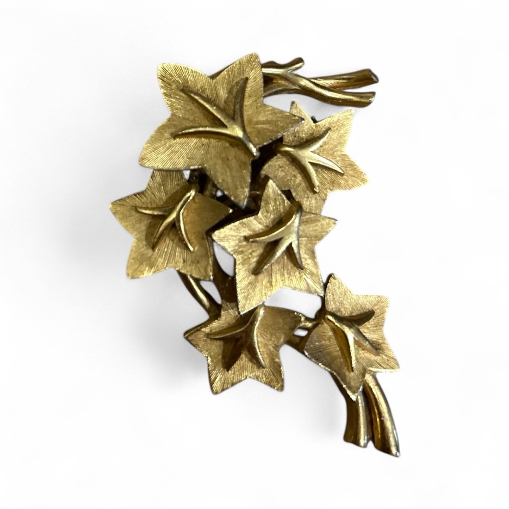 Vintage Crown Tifari Gold Leaf Brooch